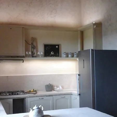 The Straw House 2* Alghero